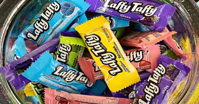 Laffy Taffy (History, Packaging, Pictures & Commercials)