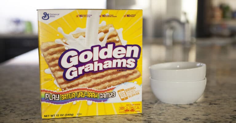 Golden Grahams Cereal (History, Recipes & Commercials)
