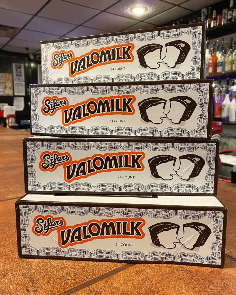 Valomilk Candy Cups