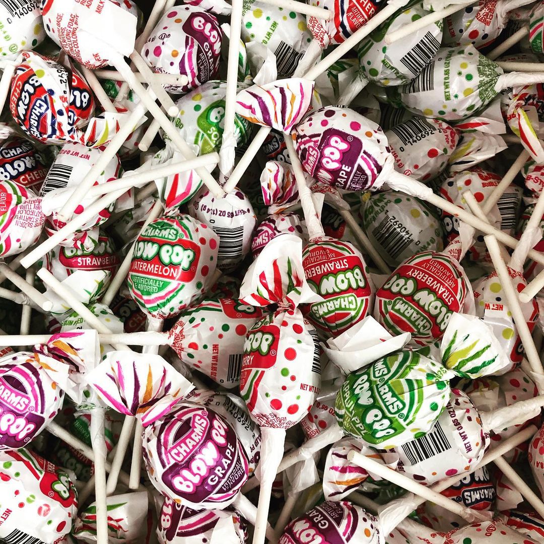 Charms Blow Pops 