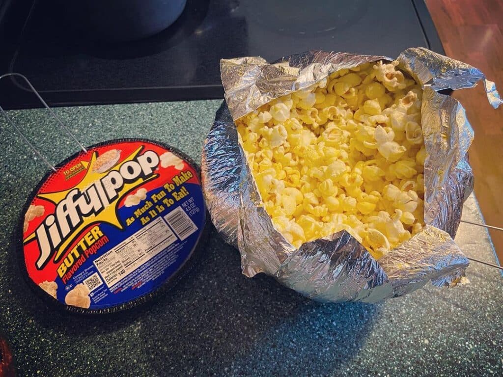 Jiffy Pop Conagra Foods Camp Fire Stove Top Butter Flavored Popcorn Review  
