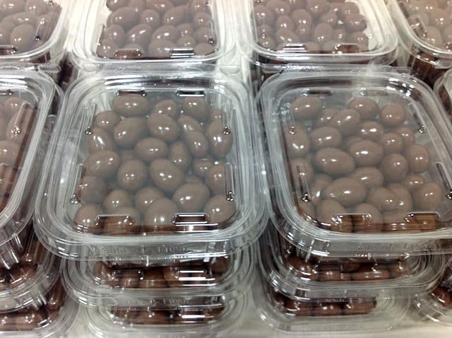 Chocolate-covered Almonds